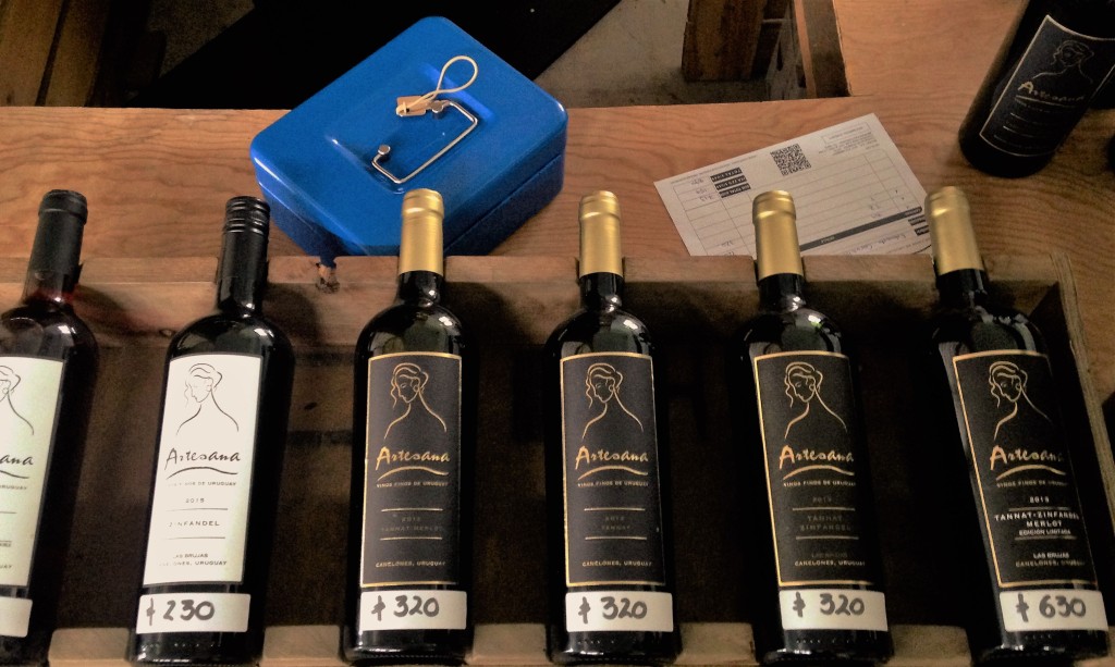 Linha de vinhos da Artesana, que só produz tintos
