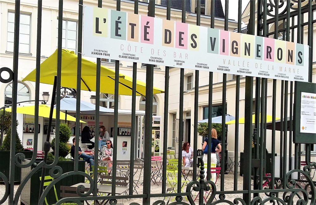 av-de-champagne-ete-des-vignerons-detalhe-placa
